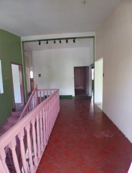 Casa Comercial en venta. La Viña. Valencia