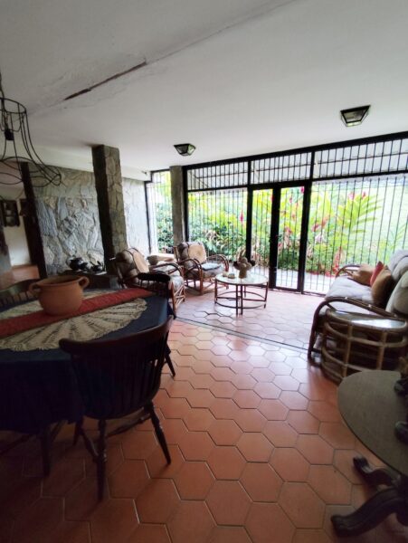 Casa en Venta en Urbanización Guaparo Valencia