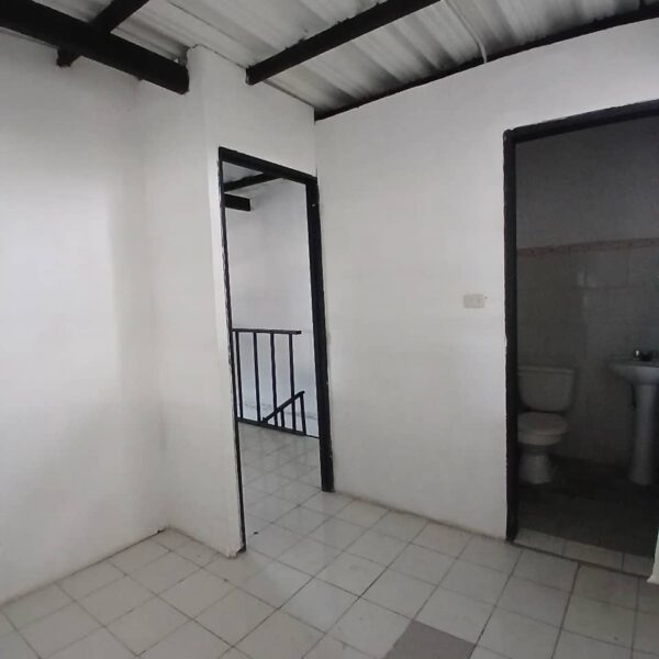 Alquilo Galpón de 1.612mts2 Guacara Estado Carabobo