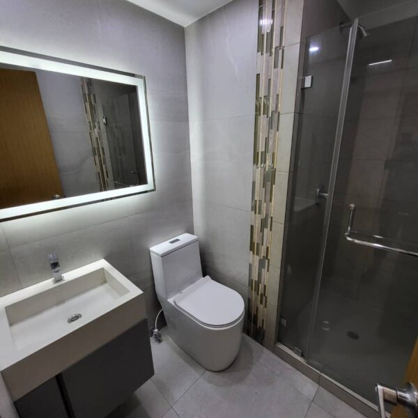 Alquilo Apartamento en Urb. El Parral