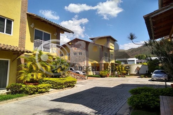 Villa en venta en San Diego Golf & Country Club, estado Carabobo.