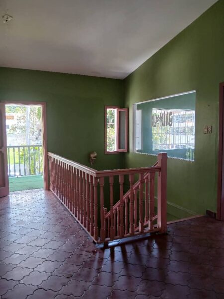 Casa en Alquiler en Urb. La Viña, Rediseñada Para ShowRoom, Valencia-Carabobo.