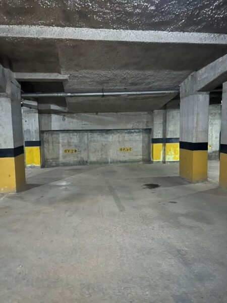 Alquilo Oficina en Edificio Torre BNC, Av. Bolívar Valencia.