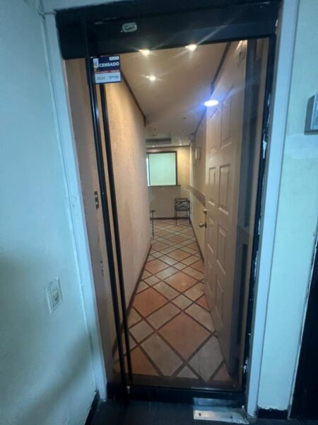 Oficina en venta, en Torre BNC, Av.Bolivar Valencia
