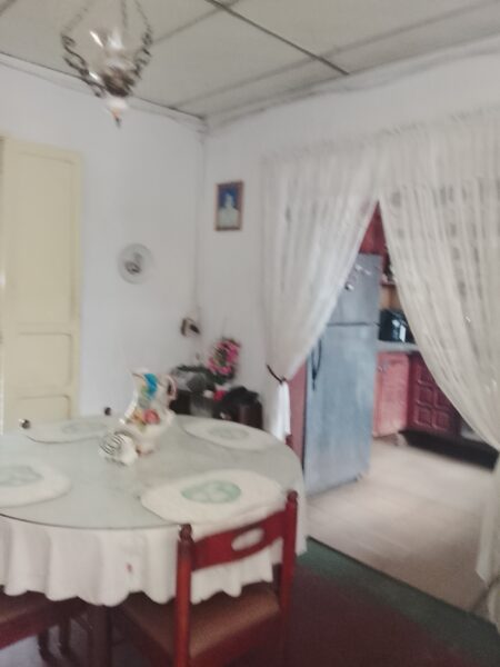 CASA EN VENTA CERCA A LA AV. LISANDRO ALVARADO