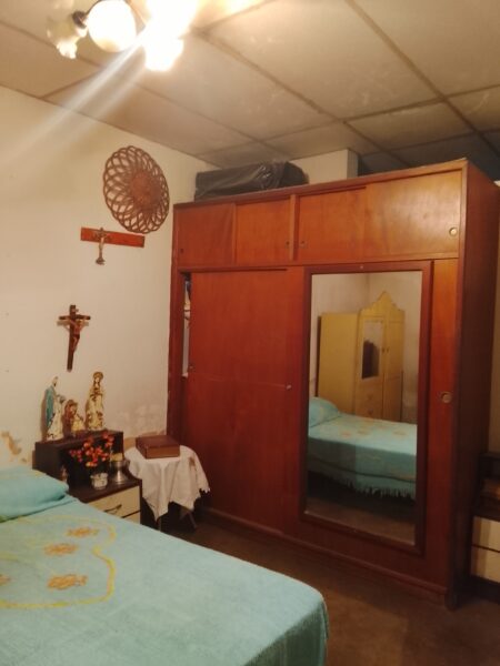 CASA EN VENTA CERCA A LA AV. LISANDRO ALVARADO