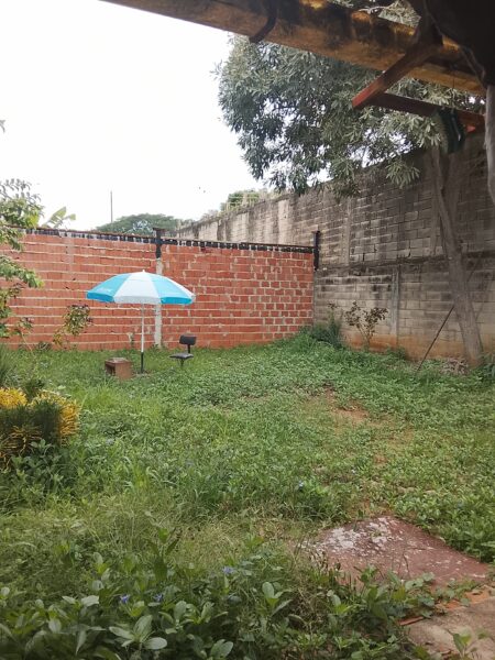 CASA EN VENTA CERCA A LA AV. LISANDRO ALVARADO