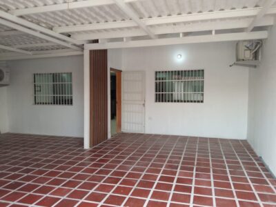 En venta Casa en Santa Bárbara Guacara vía Luxor
