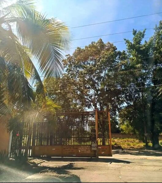 EN VENTA BELLA CASA EN VILLA GUACARA CONJUNTO CERRADO