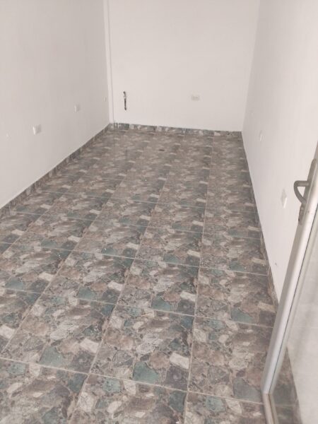 ALQUILER DE LOCAL COMERCIAL CERCA A VÍA PRINCIPAL GUACARA CC LA FLORESTA