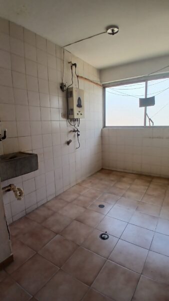 VENDO APARTAMENTO UBICADO EN URB. PARQUE TRIGAL VALENCIA.