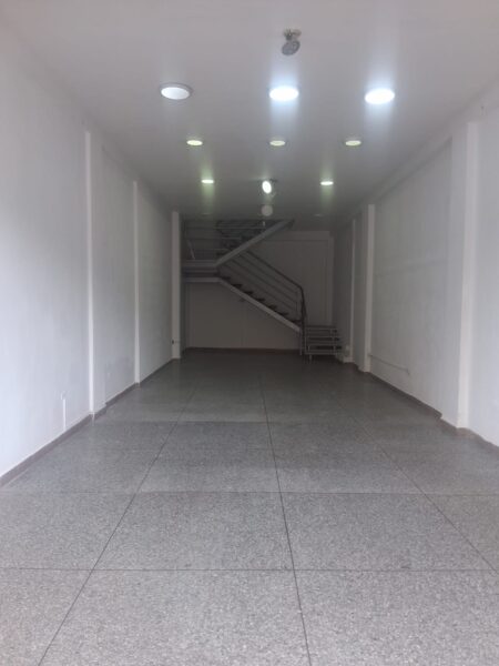ALQUILO LOCAL COMERCIAL EN LA AVENIDA PRINCIPAL DE GUAYABAL, NAGUANAGUA.