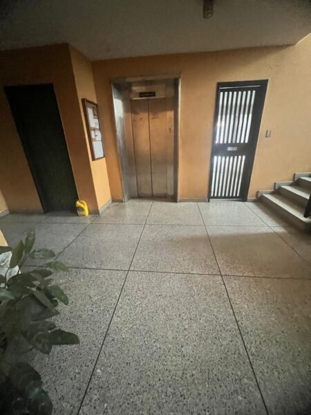 VENDO APARTAMENTO EN AV BOLIVAR NORTE, VALENCIA CARABOBO