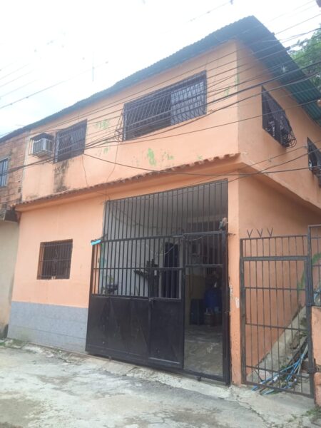 VENDO CASA SECTOR 2, LA LUZ NAGUANAGUA ESTADO CARABOBO